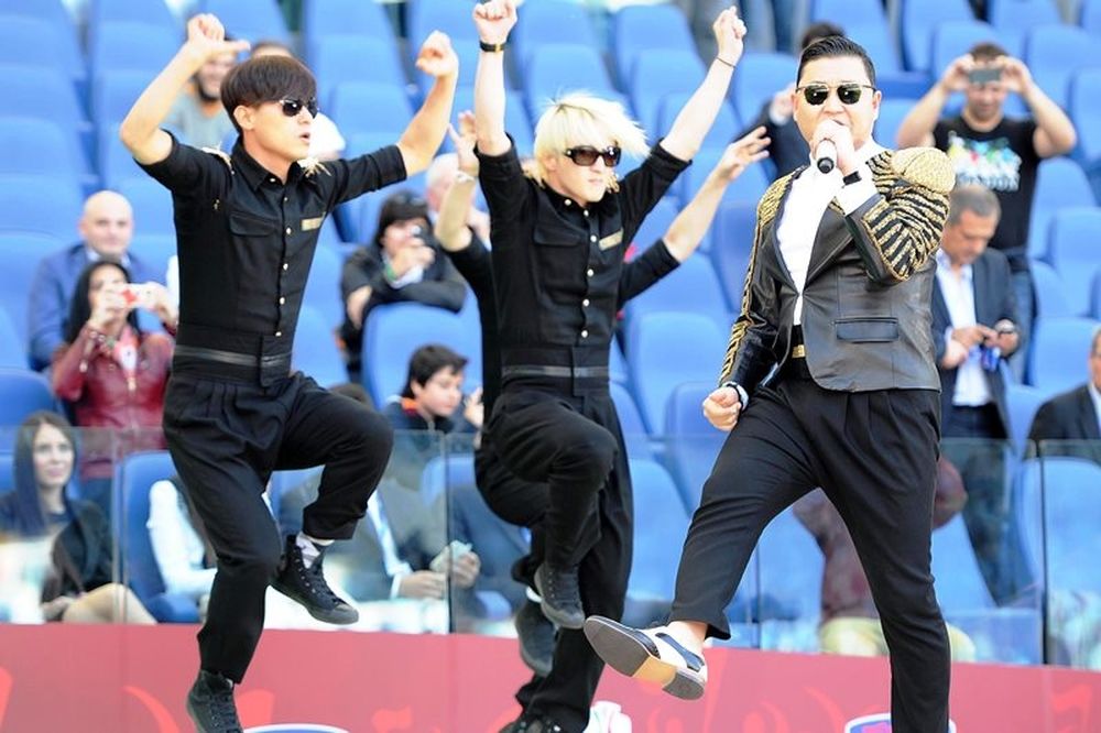 Ρόμα – Λάτσιο: Gangnam Style πριν από τον τελικό (photos+video)