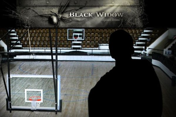 Ο ερωτευμένος αθλητικογράφος και τα απειλητικά sms! 