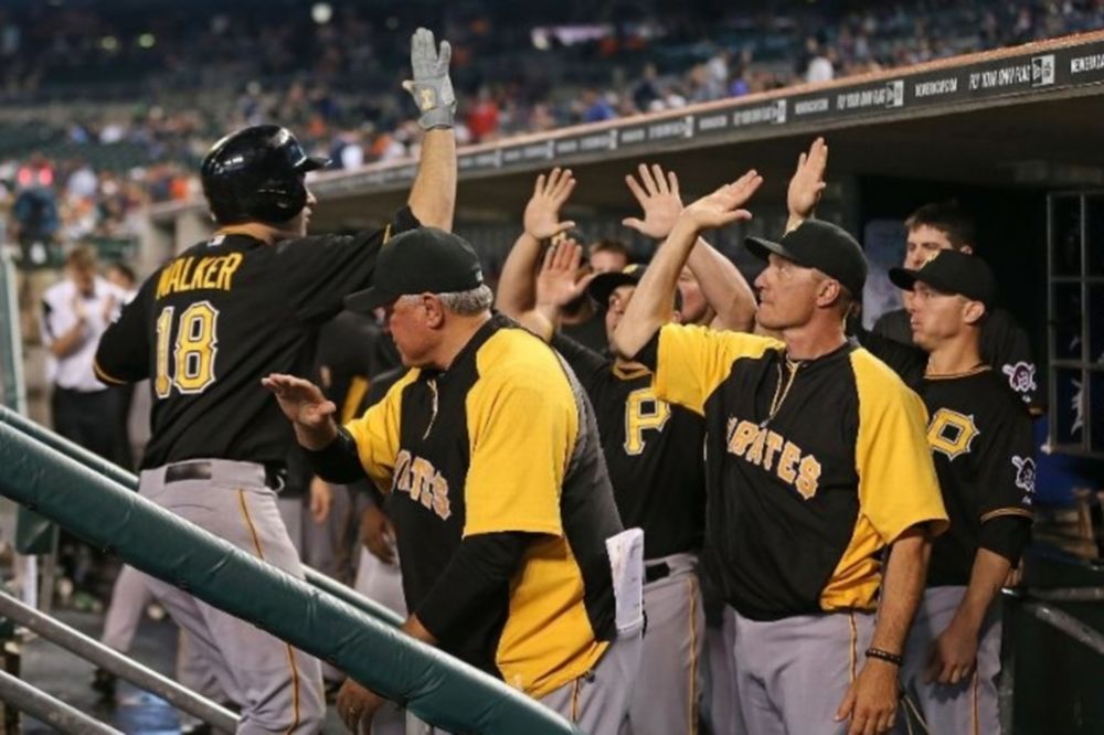 MLB: Στο 11ο μίλησε ο Walker (videos)
