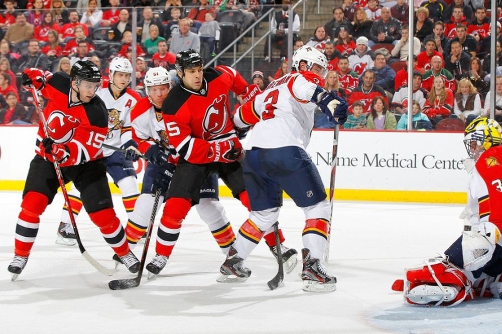 NHL: Συνεχίζει ο Κωστόπουλος στους Ντέβιλς