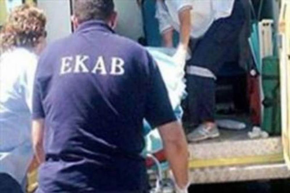 Στο νοσοκομείο εργάτης με εγκαύματα από υγρή άσφαλτο