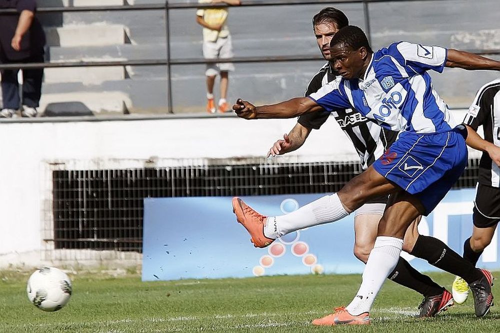 Λεβαδειακός: Κοντά σε Γουόρντεν