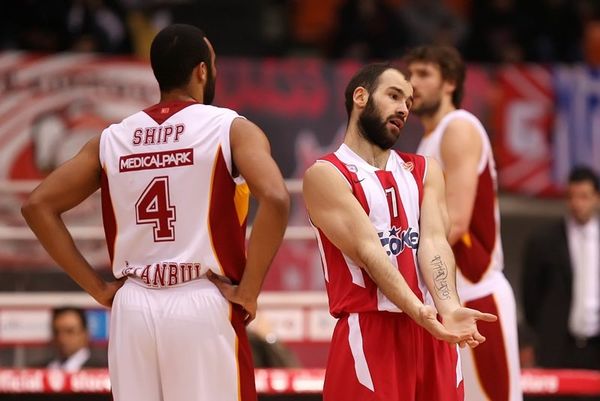 Γαλατάσαραϊ: Τα… χώνει για Σπανούλη!