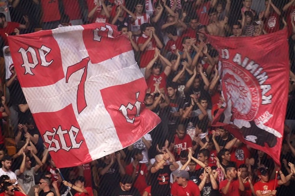 Ολυμπιακός: Ασταμάτητοι οι φίλαθλοι (videos)