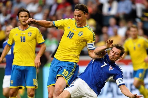 Με το ζόρι η Σουηδία, 2-0 τα Νησιά Φερόε (video)