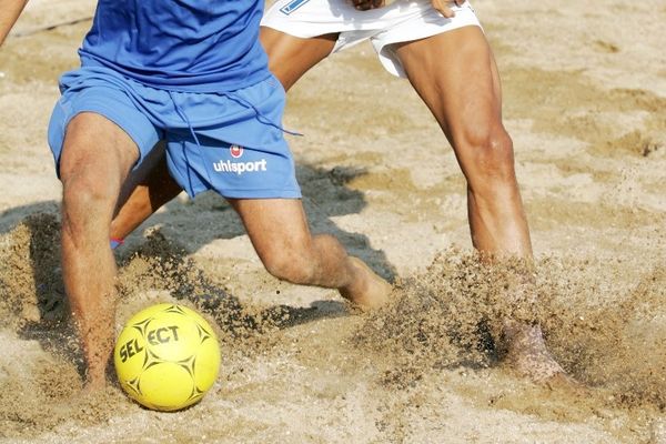 Beach Soccer: Αμείωτη η δράση στο 13ο Πανελλήνιο Πρωτάθλημα