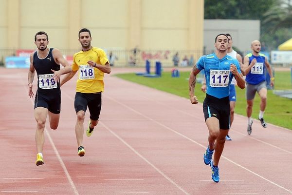 Πανελλήνιο Πρωτάθλημα Νέων: Πανελλήνιο ρεκόρ παίδων στα 800 μ.