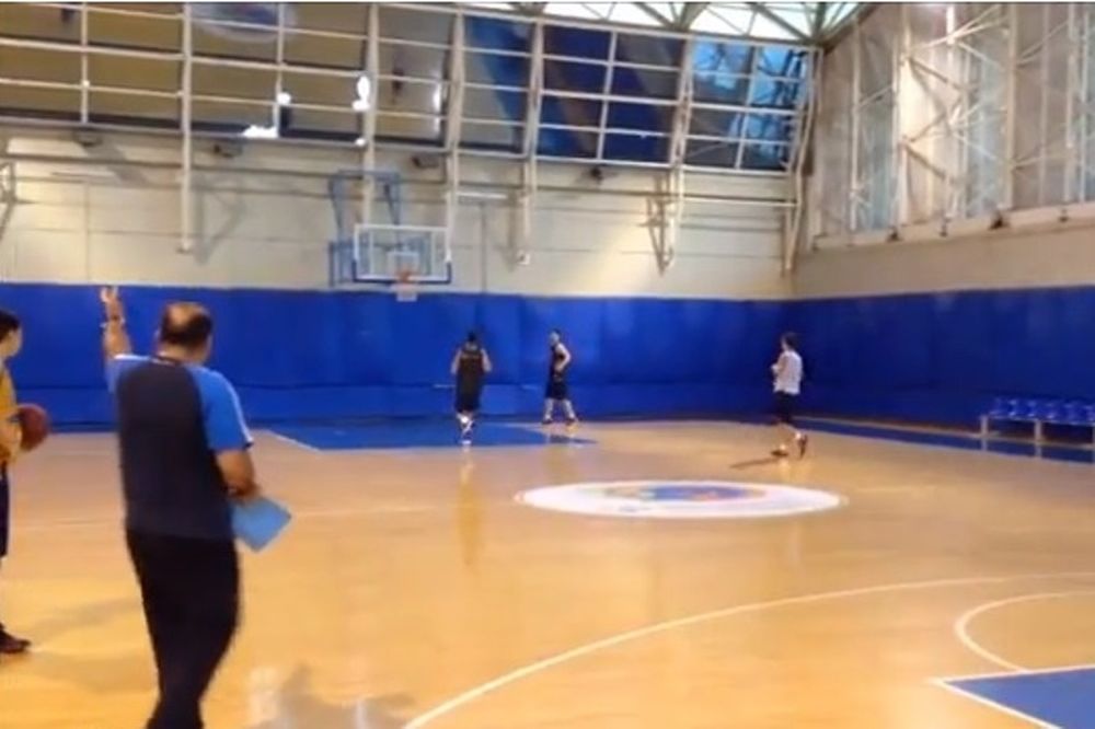 Εθνική Ελλάδας Παίδων: Εν δράσει (video)