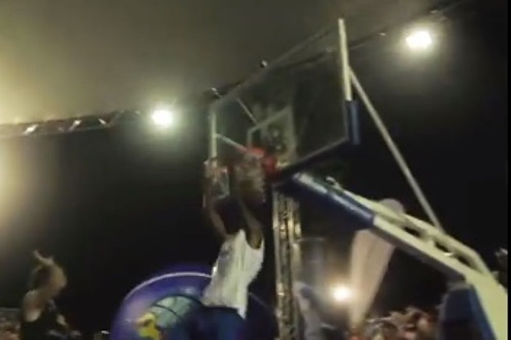 Θεαματικά... 3x3 καρφώματα (video)