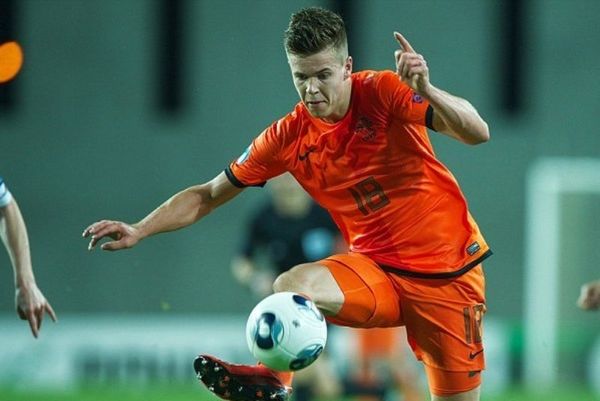 Τσέλσι: Ο φαν Γκίνκελ και ο… Τζάστιν Μπίμπερ! (photos+video)