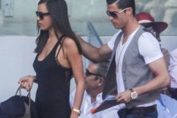 Irina Shayk – Cristiano Ronaldo: Με σκάφος «ανοιχτά» της Ελούντα!