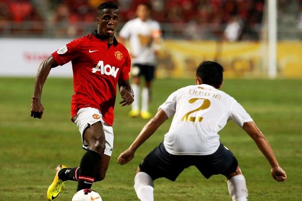 Μάντσεστερ Γιουνάιτεντ: Ήττα στην πρεμιέρα του Μόγιες (video)