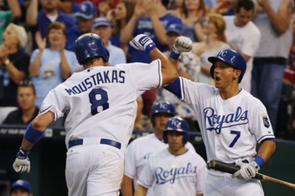 MLB: Έλαμψε ο Μουστάκας για Ρόγιαλς (videos)