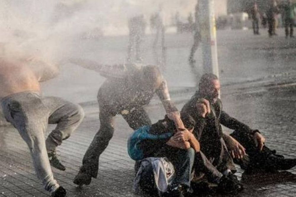 Ένας νεκρός στις οδομαχίες στην πλατεία Ταχρίρ