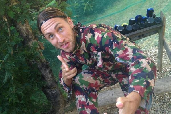 Την… έβαψαν στον Πλατανιά (photos)