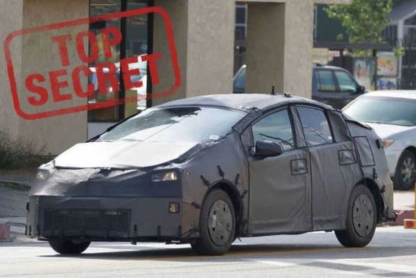 TOP SECRET: Η TOYOTA παρουσιάζει το νέο PRIUS