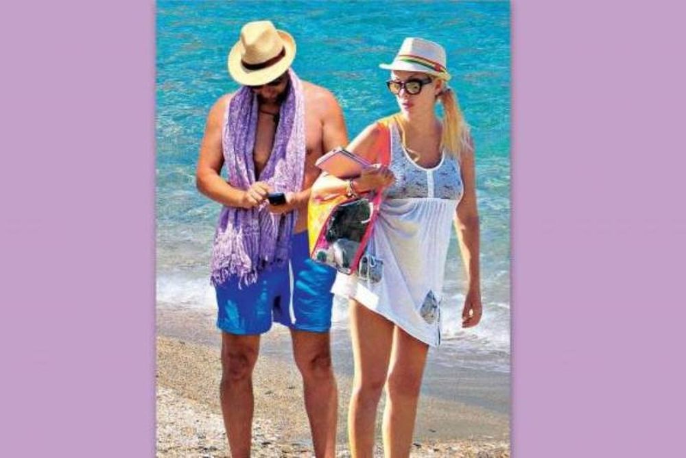 Μενεγάκη-Παντζόπουλος: Στιγμιότυπα από την προετοιμασία της επετείου τους!