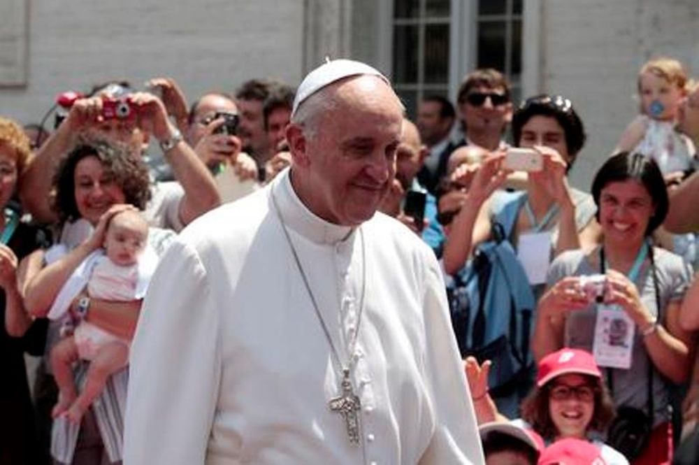 Ο Πάπας, ο Ιησούς και το... Μουντιάλ!