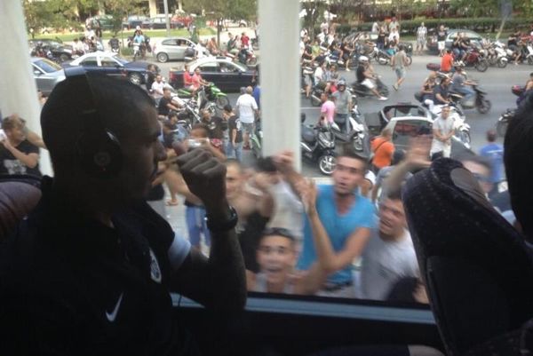 ΠΑΟΚ: Ακολουθούν το πούλμαν οι οπαδοί! (photo)