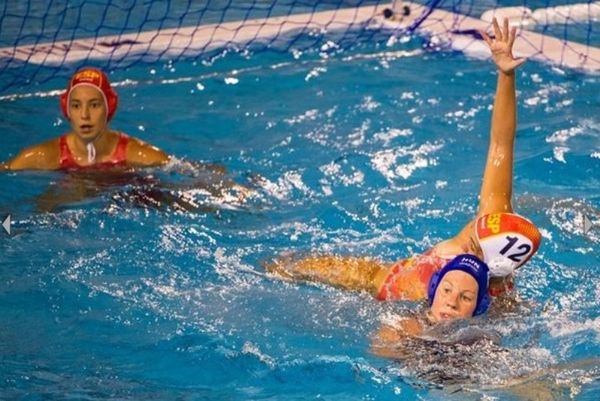 Αποκαλυπτικό ατύχημα Ισπανίδας στο πόλο, της φάνηκε το… (photos)