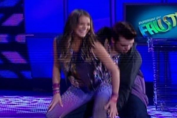 Νεϊμάρ: Ο σέξι χορός της κοπέλας του στο Dancing With The Stars (video)