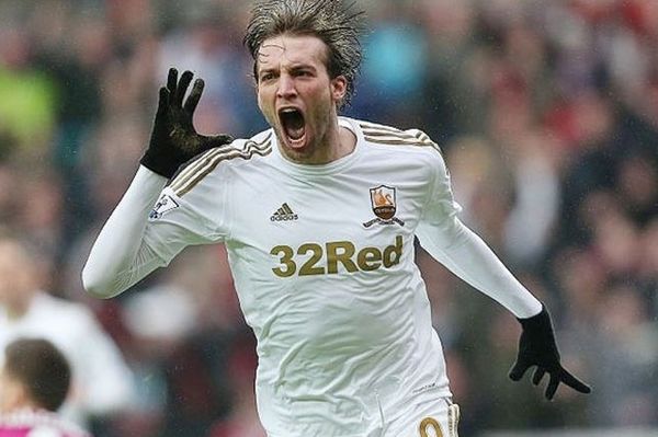 Mπόνι: «Ελπίζω πως θα μείνει ο Μίτσου»