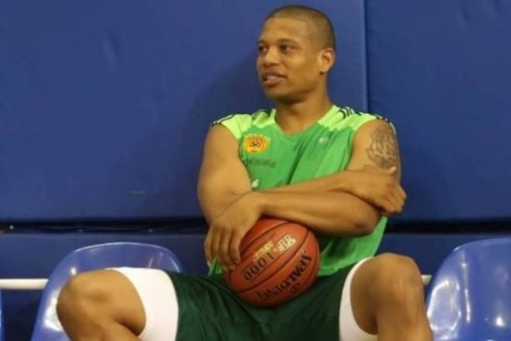 Το «χρυσό» τρίποντο, η… επίθεση και ο monster Mike! (vids) 