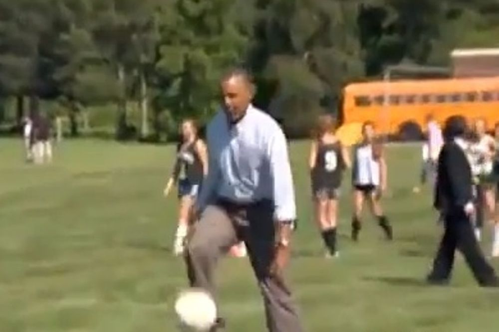 ΗΠΑ: Ξέρει μεγάλη μπάλα ο Ομπάμα! (video)