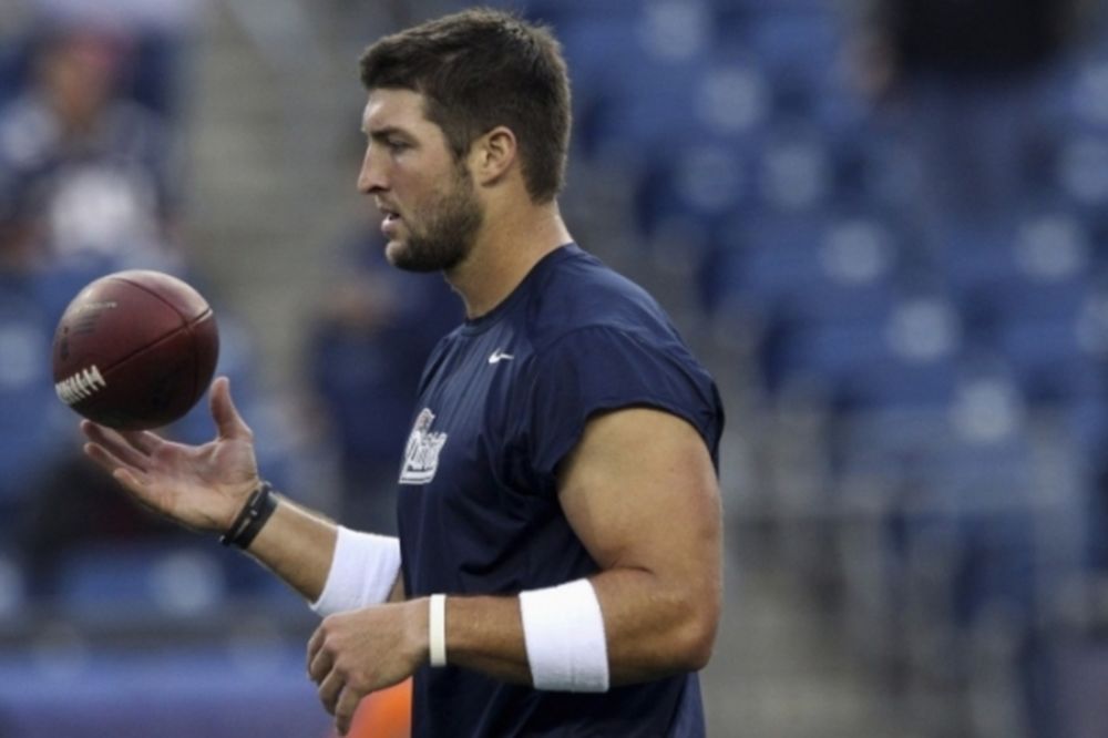 NFL: «Κόπηκαν» Tebow και Κουτουβίδης