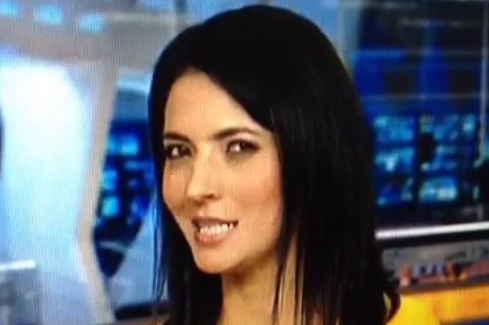 Οπαδός φλέρταρε live με δημοσιογράφο του Sky Sports (video)