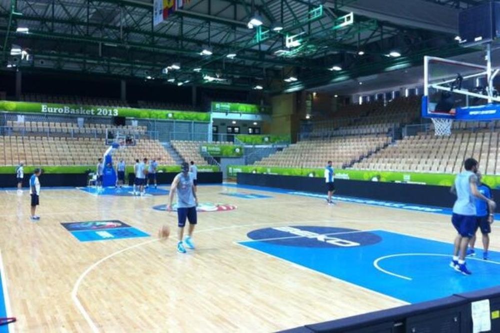 Εθνική Ανδρών: Ξεμούδιασμα, πριν από τη μάχη