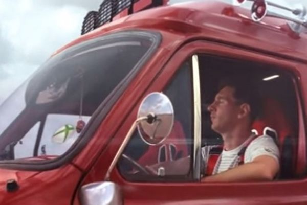 Μπαρτσελόνα: Στην… έρημο ο Μέσι! (video)