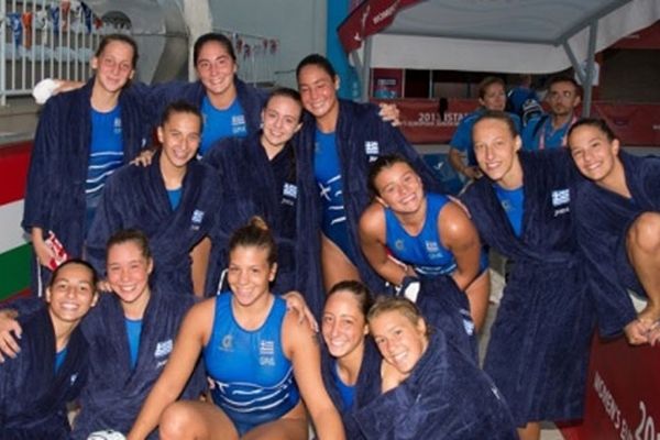 Ολυμπιακός: Συγχαρητήρια στις «χρυσές» Νεάνιδες