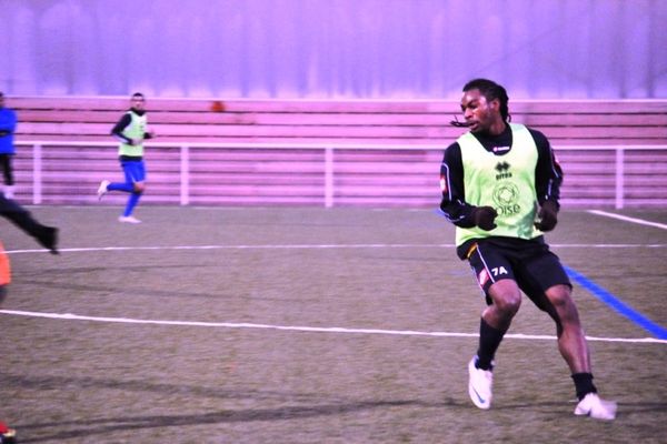 Καλλιθέα: Γαλλική διπλή ενίσχυση στο «Ελ Πάσο»