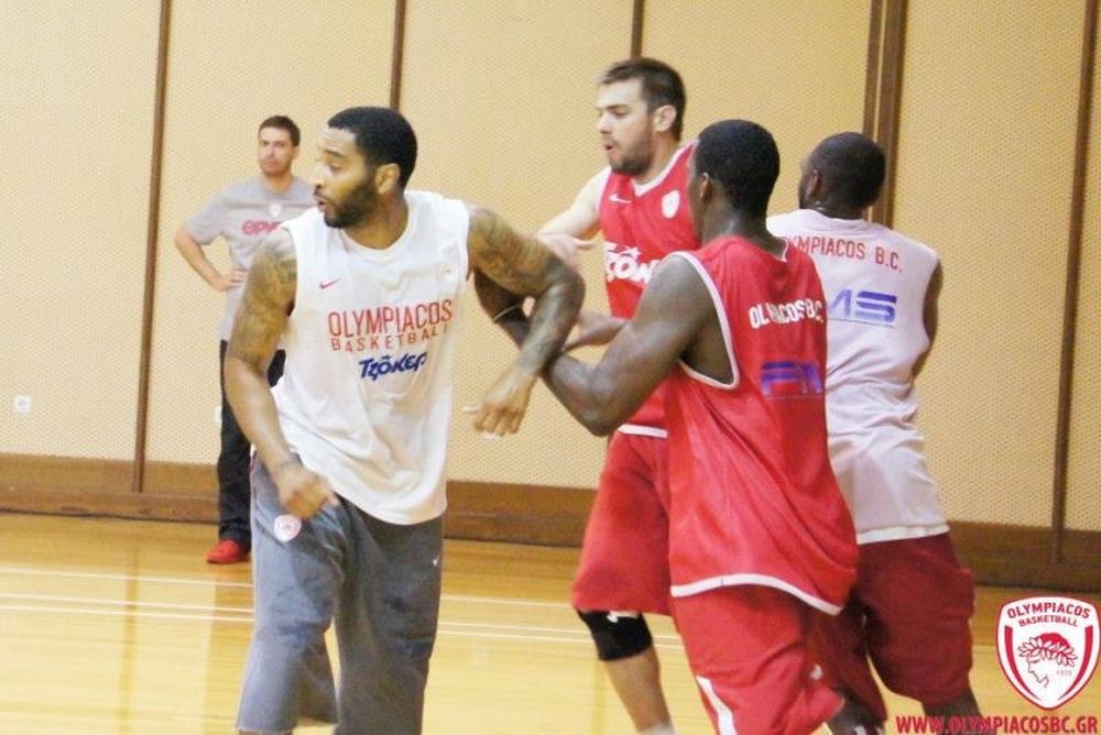 Ολυμπιακός: Η έκτη μέρα στο Καρπενήσι (photos)