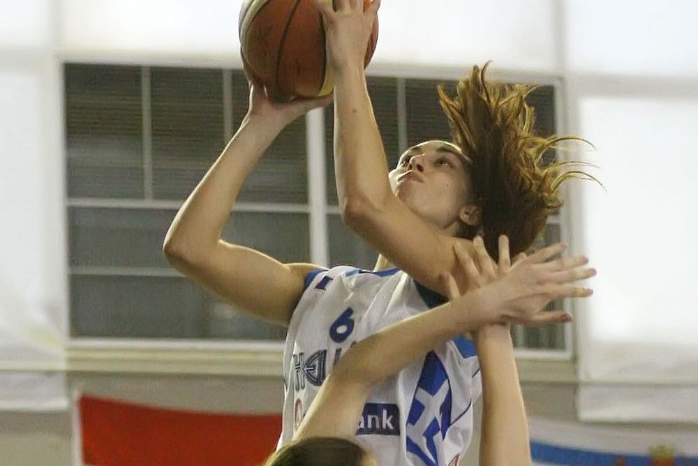 Δημητράκου: «Υπερήφανοι ως Έλληνες»