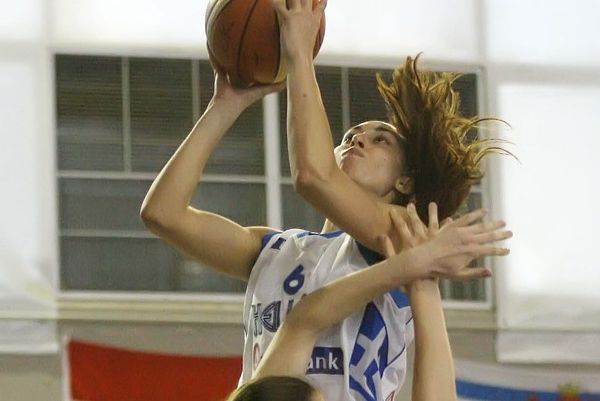 Δημητράκου: «Υπερήφανοι ως Έλληνες»