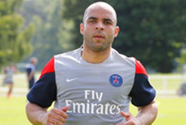 Παρί Σεν Ζερμέν: Εκτός με Ολυμπιακό ο Άλεξ