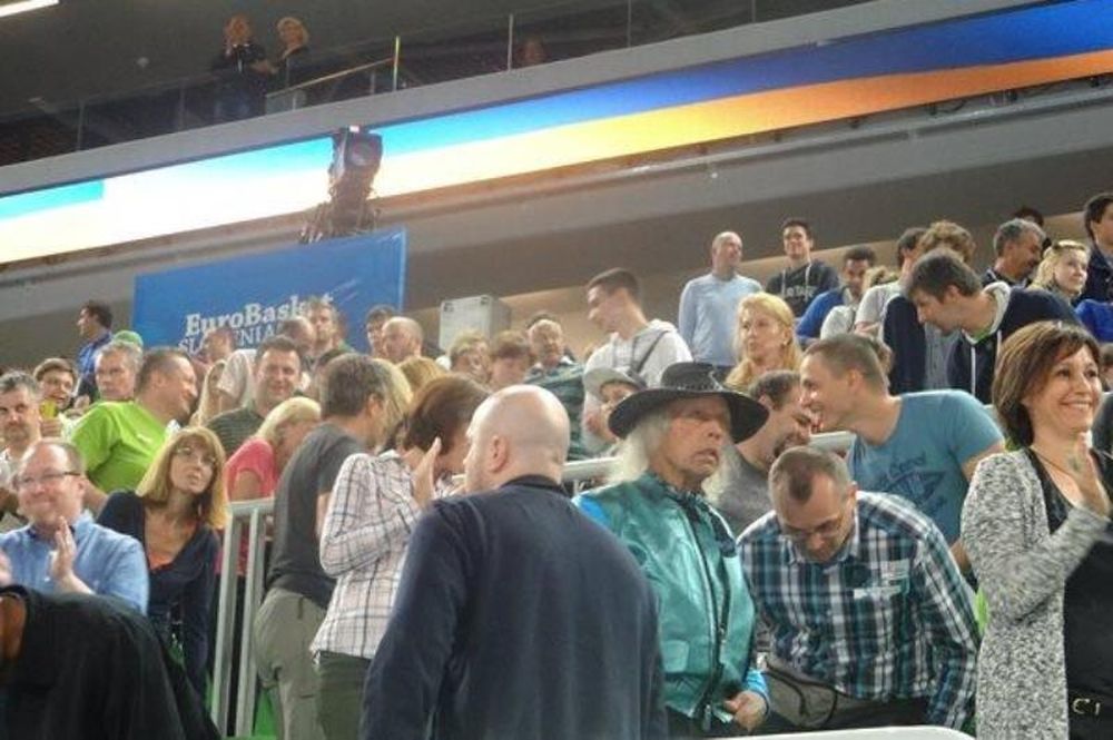 Οι... Aerosmith στο Ευρωμπάσκετ! (photos)