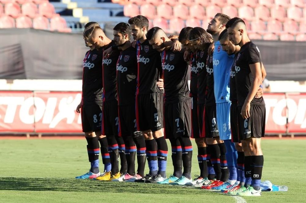 «Η Σμύρνη μάνα καίγεται…» (photos)