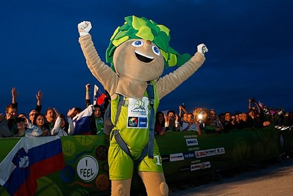 Ευρωμπάσκετ 2013: Η… βουτιά του Λίπκο (video+photos)