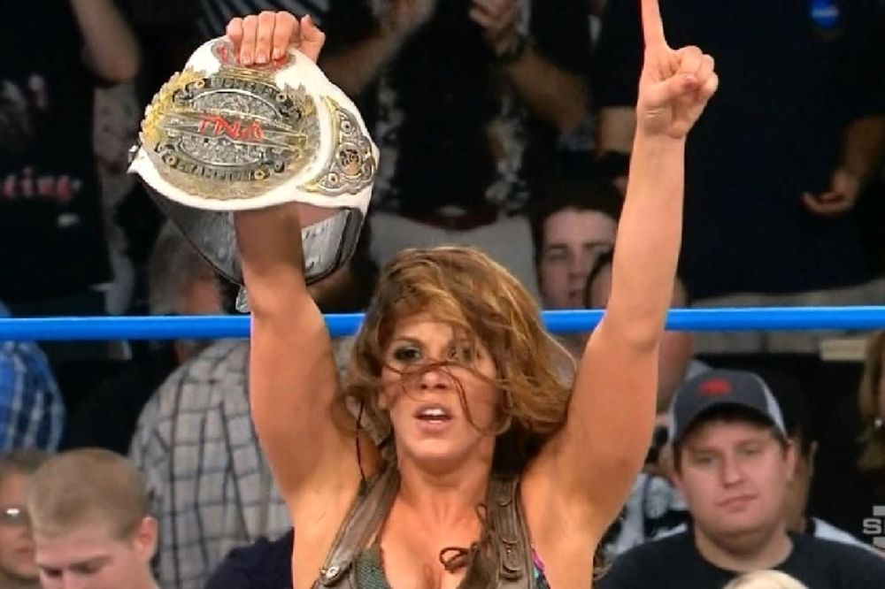 TNA Impact Wrestling: Παρελθόν η Mickie James