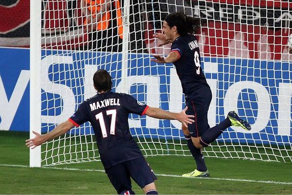 Παρί και... κάτω! (videos+photos)