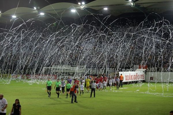 Super League: Απολογία για τέσσερεις