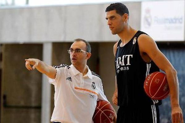 Ρεάλ Μαδρίτης: Το ντεμπούτο του Μέζρι (video)