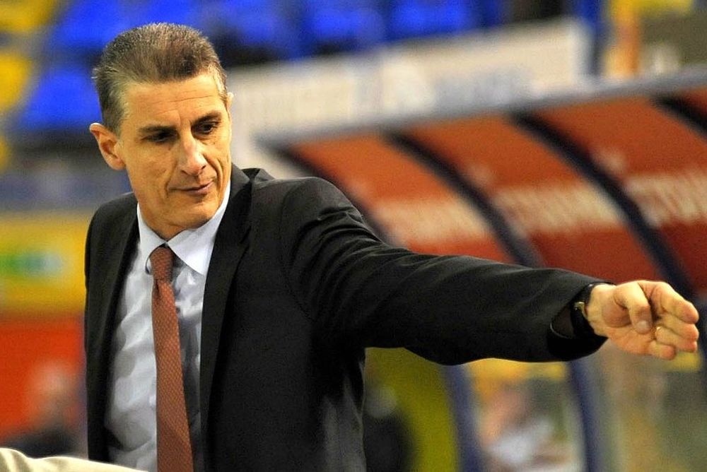 Λινάρδος: «Σαν να ήταν σε λήθαργο η Εθνική»