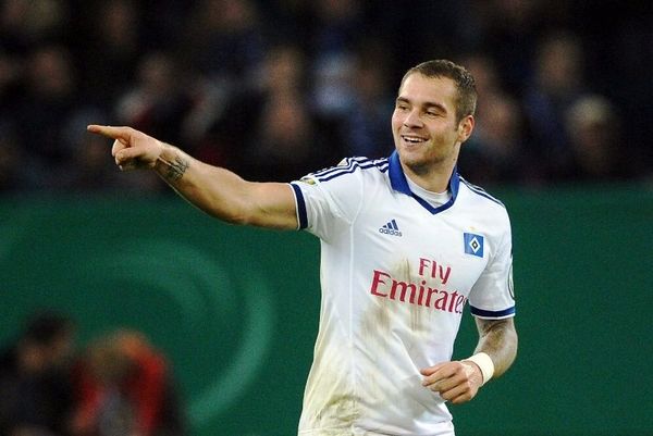 Πρόκριση – ανάσα για Αμβούργο