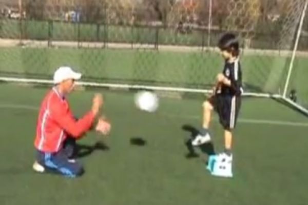 Ενας μικρός, μικρός... Μέσι (Video)