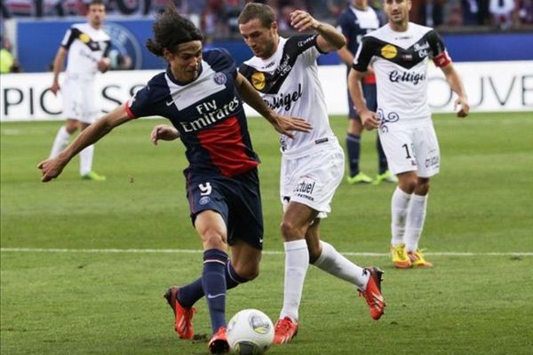 Το καθήκον της η Παρί (video)