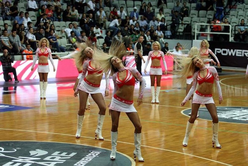 Ολυμπιακός: Οι… καυτές τσιρλίντερς στο Rixos Cup (photos)